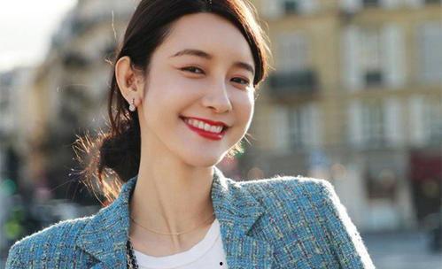 吃瓜ceo网红女友是哪里人,揭秘吃瓜CEO网红女友的神秘身世